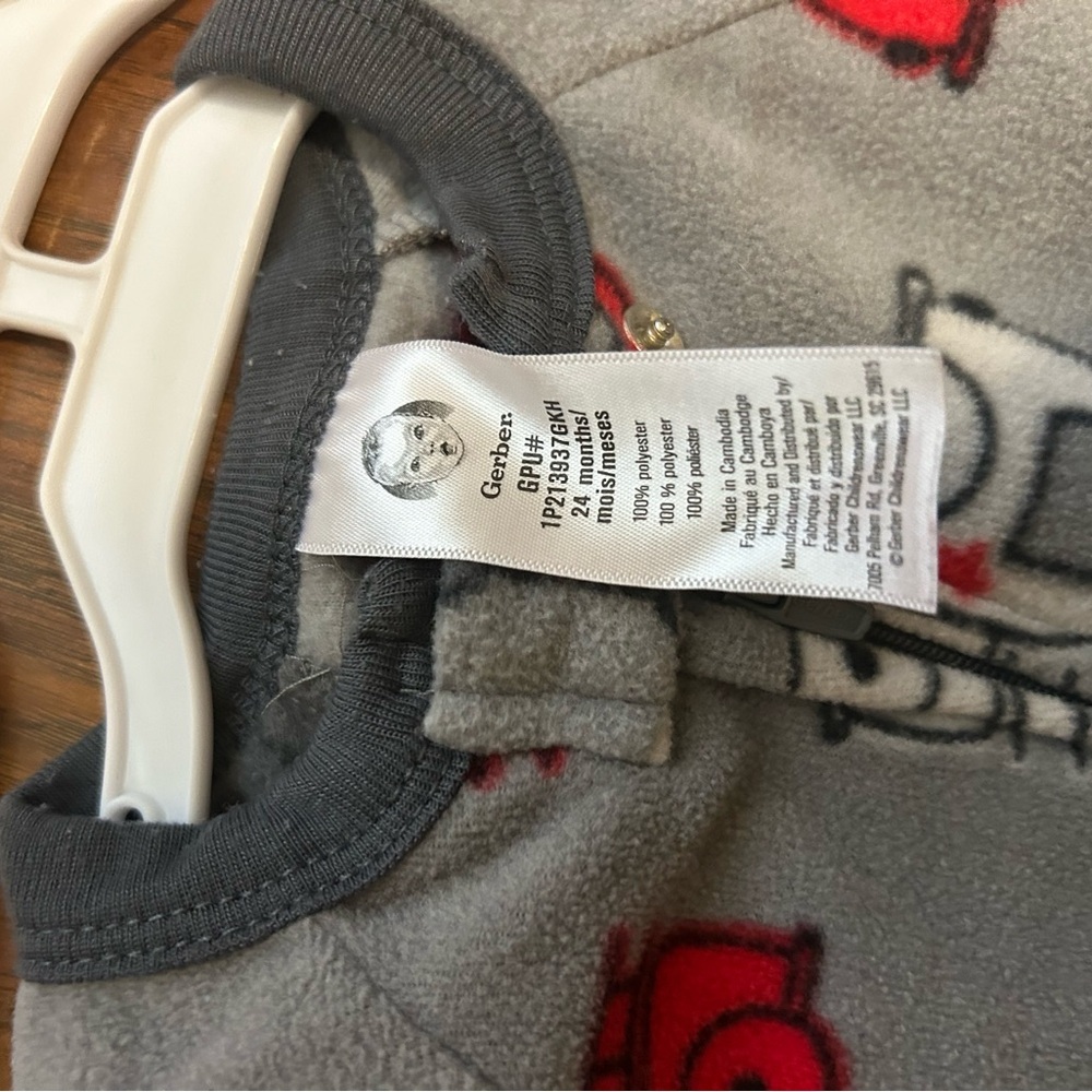 Gerber Baby & Toddler Boys' Fire Truck Microfleece Sleepers 24 Months Bundle - Picture 8 of 9